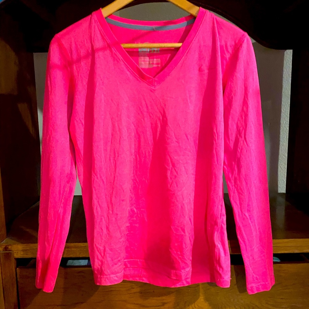 Long sleeve exercise t-shirt